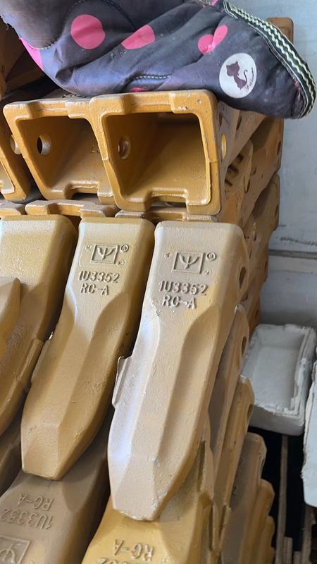 فولاد آلیاژ Excavator سطل دندان جعل گچ IU3352 دندان های سنگی برای گربه E320