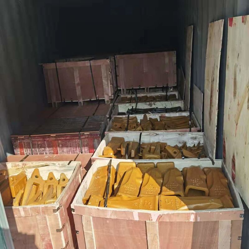 دندان سطل حفاری و آداپتور و قفل مواد جعل شده سطل دندان نوار سطل دندان پین برای cat330