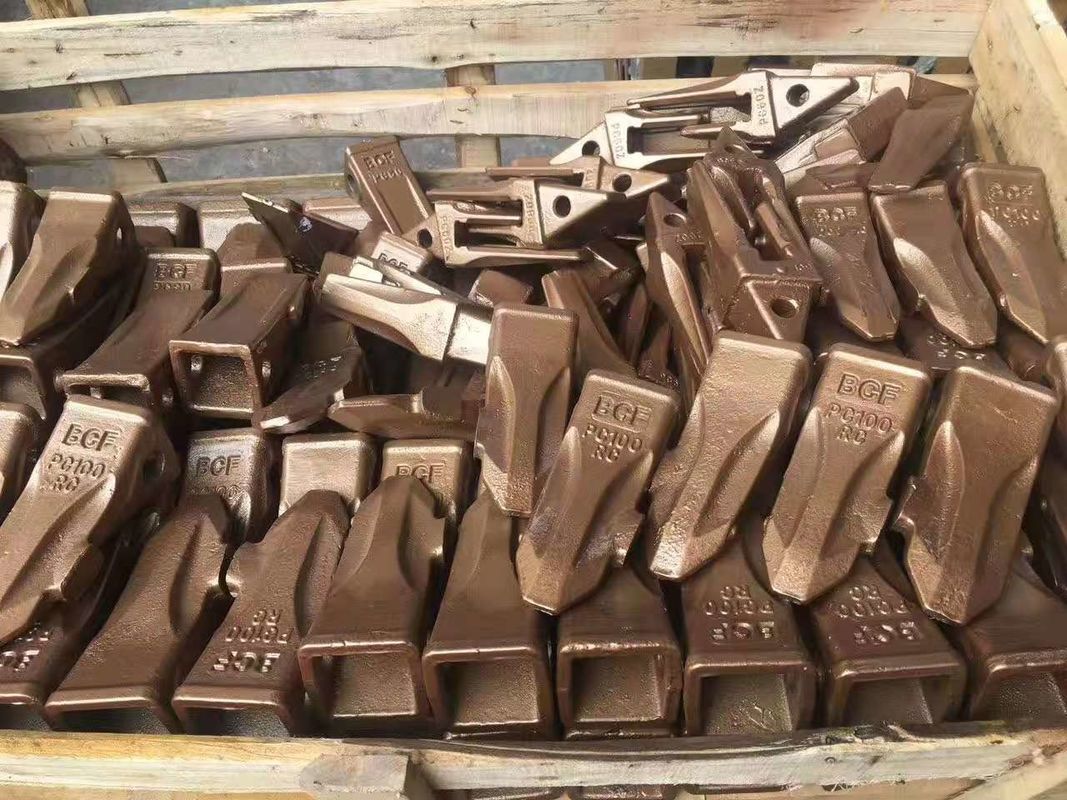 2.5CM ارتفاع آلیاژ فولاد حفاری دندانهای سطل محکم دندانهای سطل جعل شده