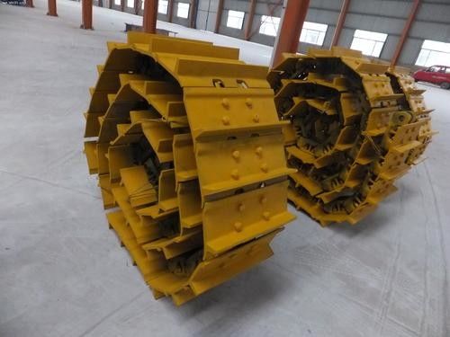 TD-40 781150045 بلدوزر تکه پیوند مونتاژ Excavator Steel Track Pads ISO9001 CE