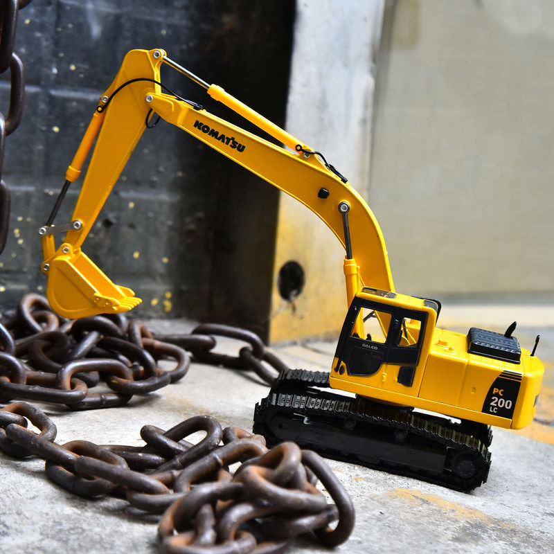 Komatsu PC200 Excavator 1/43 مقیاس مدل فلزی میله ای
