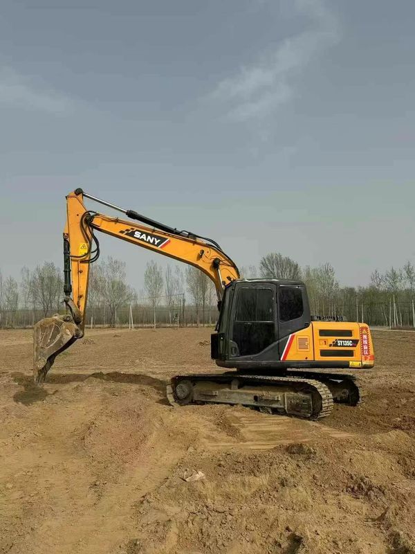 استفاده شده SANY SY135 13.5 تن حفاری برای ساخت و ساز معدن زمین جابجایی برنامه های کاربردی