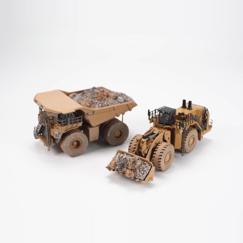 Diecast Masters مدل مجموعه ماکت صحنه گل آلود لودر چرخ‌دار و کامیون کمپرسی معدن در مقیاس 1/125، 85762