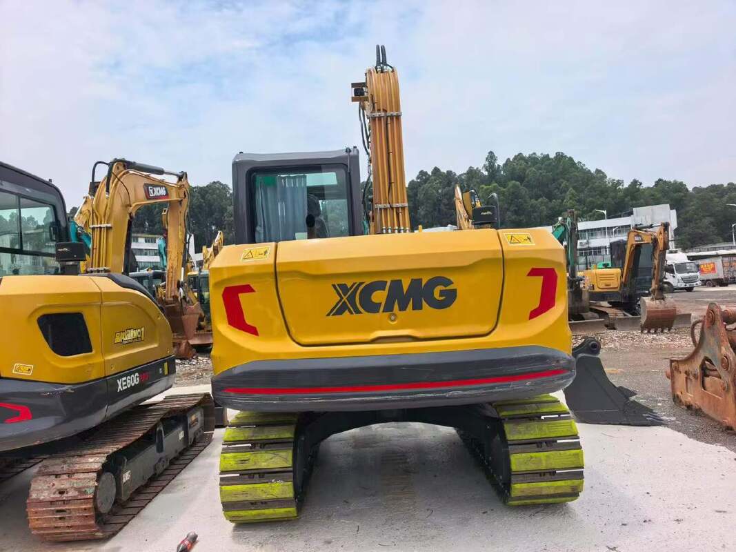 بیل مکانیکی 98% جدید XCMG XE75G با کفشک ردیاب لنت لاستیکی با برش هیدرولیک